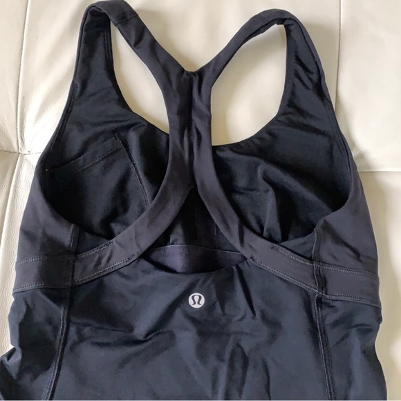 Lululemon black tank top size 4 - Picture 1 of 4